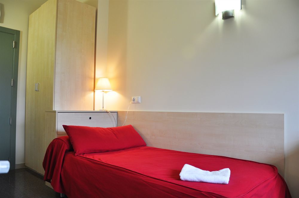 Residencia Universitaria Resa Los Abedules Pampelune Extérieur photo