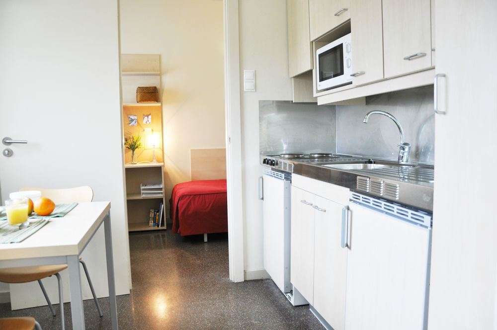 Residencia Universitaria Resa Los Abedules Pampelune Extérieur photo